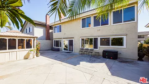 Exterior - 22 Hunter, Irvine, CA 92620 photo 6 of 6