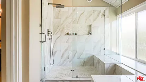 Bath - 22 Hunter, Irvine, CA 92620 photo 3 of 7