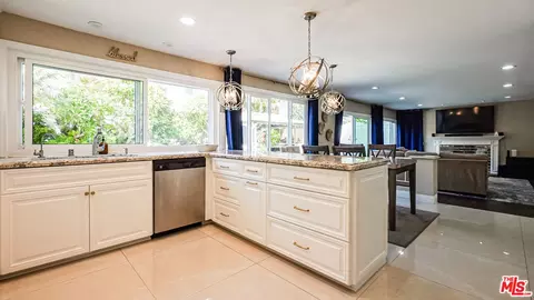 Kitchen - 22 Hunter, Irvine, CA 92620 photo 2 of 4