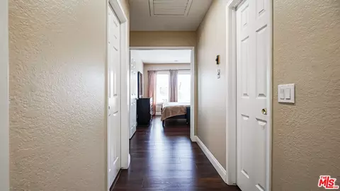 Entry Way - 22 Hunter, Irvine, CA 92620 photo 5 of 6