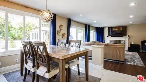 Dining - 22 Hunter, Irvine, CA 92620 photo 3 of 3