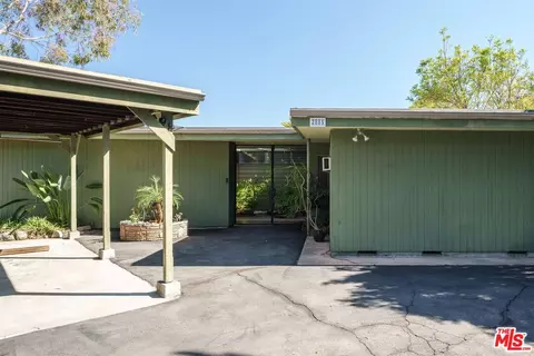 Exterior - 2885 Edgewick Rd, Glendale, CA 91206 photo 21 of 28