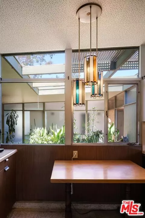 Kitchen - 2885 Edgewick Rd, Glendale, CA 91206 photo 5 of 5