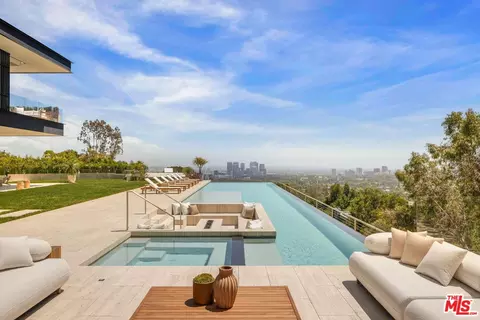 1357 Laurel Way, Beverly Hills, CA 90210