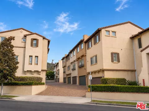 5046 Mosaic Ct, Los Angeles, CA 90041