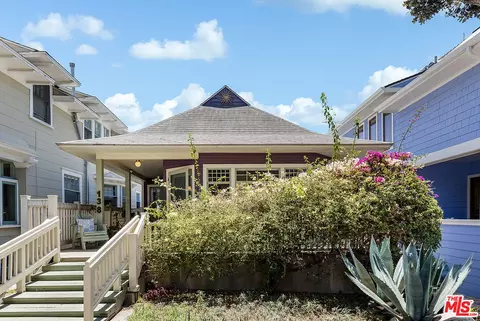 138 Wadsworth Ave, Santa Monica, CA 90405