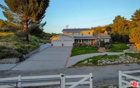 28132 Oak Spring Canyon Rd, Canyon Country, CA 91387