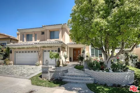 24136 Hillhurst Dr, West Hills, CA 91307