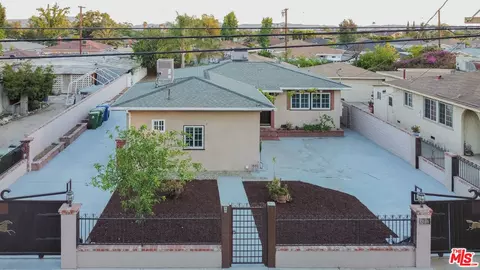 10636 Nettleton St, Sun Valley, CA 91352