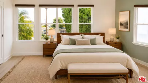 Bedroom - 3213 Thatcher Ave, Venice, CA 90292 photo 1 of 2