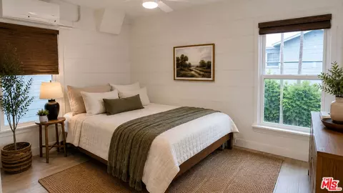 Bedroom - 3213 Thatcher Ave, Venice, CA 90292 photo 2 of 2