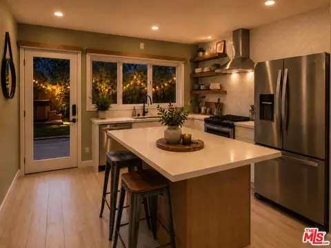 Kitchen - 3213 Thatcher Ave, Venice, CA 90292 photo 4 of 7