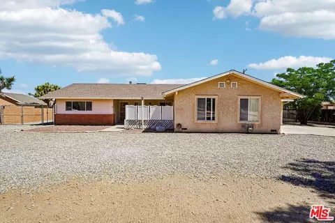 57918 Juarez Dr, Yucca Valley, CA 92284