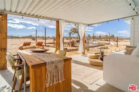 Exterior - 1616 Sunset Mesa Rd, Landers, CA 92285 photo 10 of 11