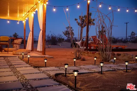 Exterior - 1616 Sunset Mesa Rd, Landers, CA 92285 photo 7 of 11