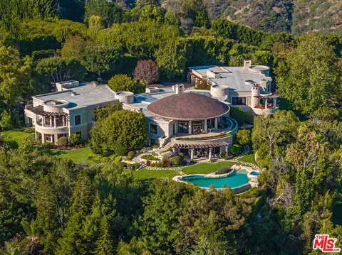1101 Bel Air Pl, Los Angeles, CA 90077