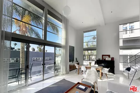 13326 Beach Ave #203, Marina Del Rey, CA 90292