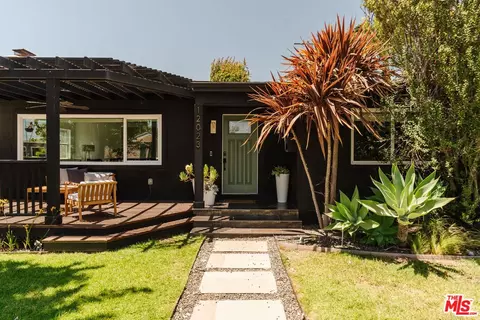 12023 Aneta St, Culver City, CA 90230