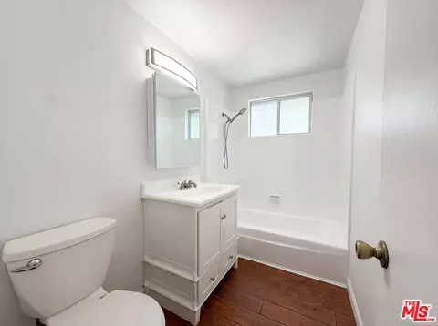 Bath - 1145 Rivera Dr, Wrightwood, CA 92397 photo 1 of 2
