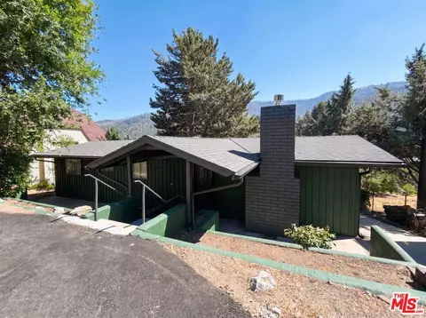 Exterior - 1145 Rivera Dr, Wrightwood, CA 92397 photo 3 of 8