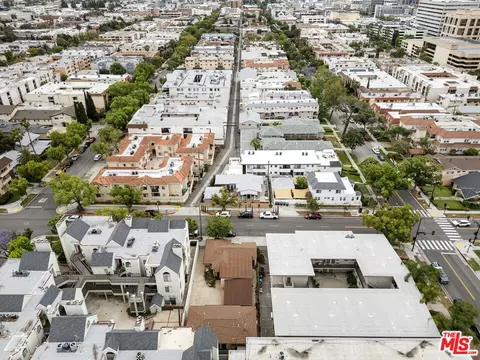 View/Area - 311 E Doran St, Glendale, CA 91206 photo 2 of 9