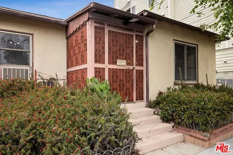 Exterior - 311 E Doran St, Glendale, CA 91206 photo 3 of 8
