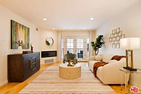 1230 Horn Ave #419, West Hollywood, CA 90069