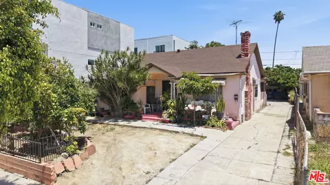 472 N Oxford Ave, Los Angeles, CA 90004