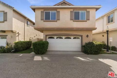 15721 Cobalt St #102, Sylmar, CA 91342