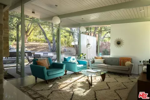 Living - 2035 Skyview Dr, Altadena, CA 91001 photo 1 of 2