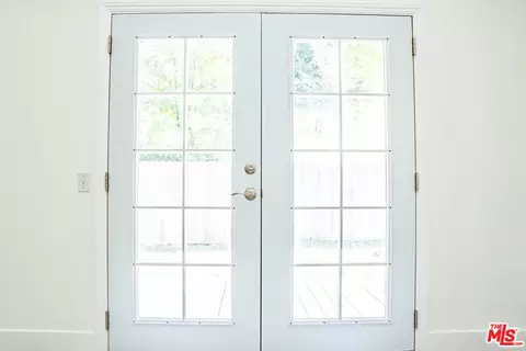 Entry Way - 823 Spaniel Dr, Redding, CA 96003 photo 1 of 1