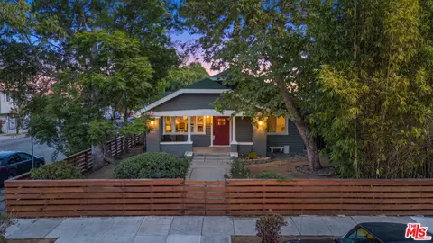 5802 Lexington Ave, Los Angeles, CA 90038