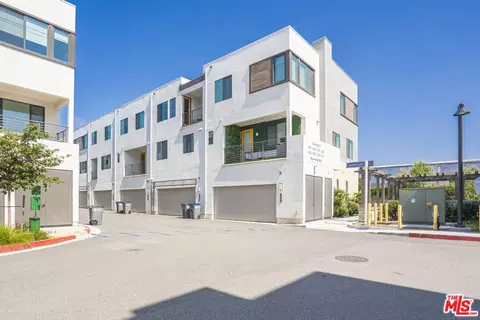 Exterior - 2189 Bluewing Walk, Gardena, CA 90249 photo 3 of 3