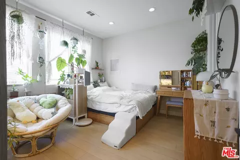 Bedroom - 2189 Bluewing Walk, Gardena, CA 90249 photo 1 of 3