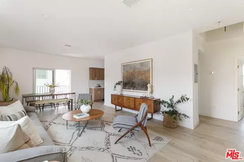 3415 Bellevue Ave, Los Angeles, CA 90026