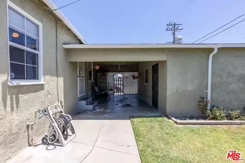 Exterior - 1220 E Palmer St, Compton, CA 90221 photo 5 of 9