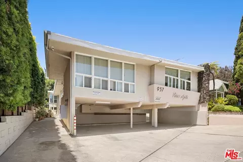 937 Hilldale Ave, West Hollywood, CA 90069