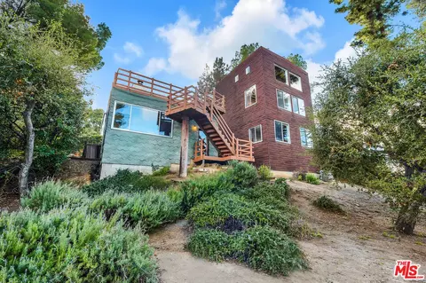 23685 Clover Trl, Calabasas, CA 91302