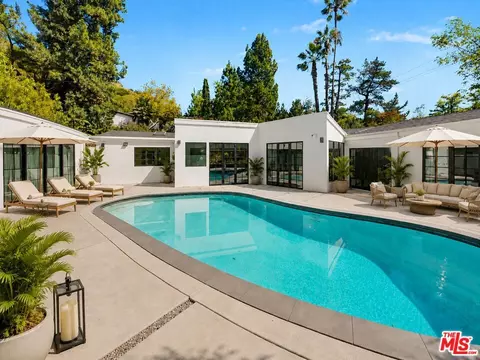 13019 Sky Valley Rd, Los Angeles, CA 90049