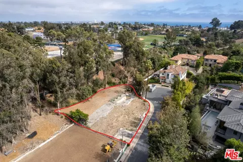 722 Patterson Pl, Pacific Palisades, CA 90272