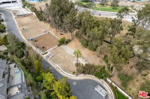 722 Patterson Pl, Pacific Palisades, CA 90272