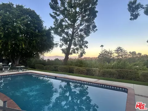 4236 Bonavita Dr, Encino, CA 91436
