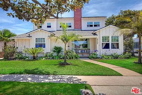 6322 W 78th Pl, Westchester, CA 90045