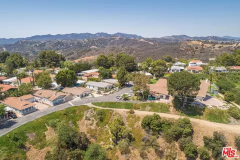 163 Apache, Topanga, CA 90290