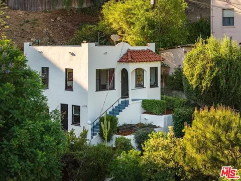 2258 Fair Oak View Ter, Los Angeles, CA 90039