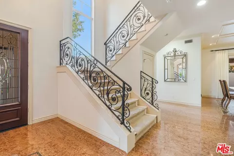 868 Braewood Ct, South Pasadena, CA 91030