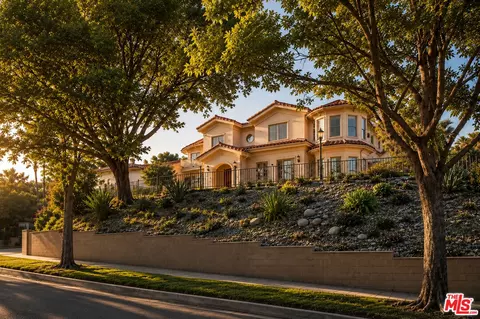 868 Braewood Ct, South Pasadena, CA 91030