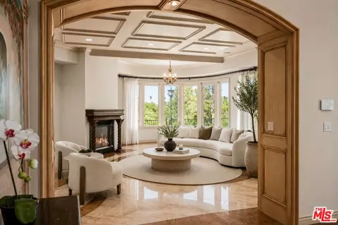 868 Braewood Ct, South Pasadena, CA 91030