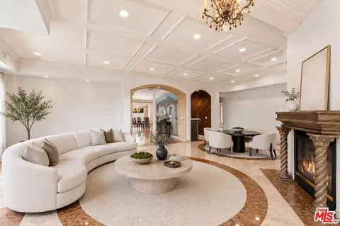 868 Braewood Ct, South Pasadena, CA 91030
