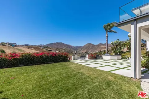 Exterior - 6251 Ramirez Mesa Dr, Malibu, CA 90265 photo 3 of 5